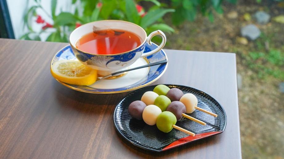 鳥取の定番土産、明治生まれのロングセラー「打吹公園だんご」