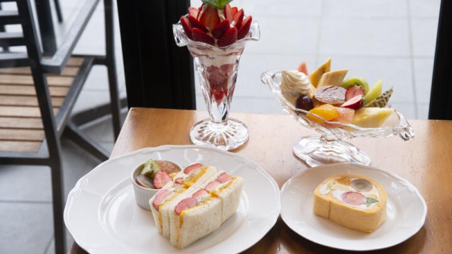 仙台･老舗青果店のフルーツカフェ「いたがき本店」で旬のスイーツを♪