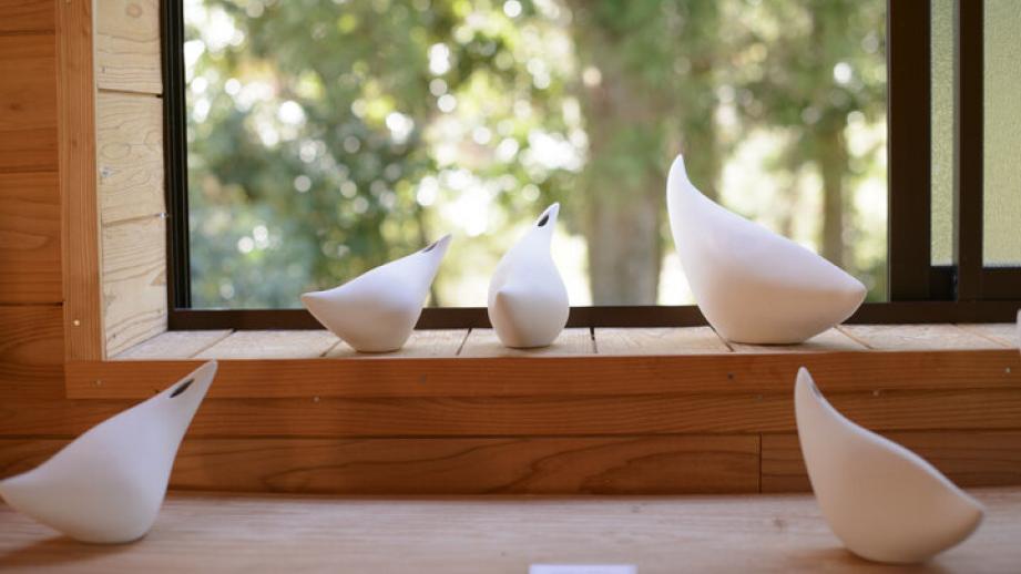自然の中でアートにふれる森の小さな美術館。霧島の山間にある「陶工房 陶げもん」