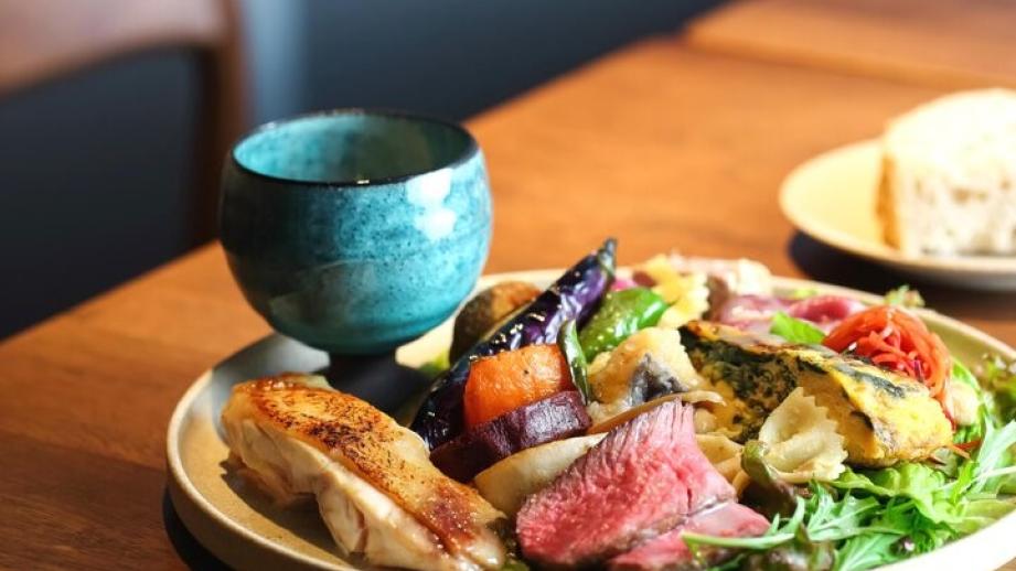 京都・錦市場のベジレストラン「ELOVE」で14時からの限定ランチを