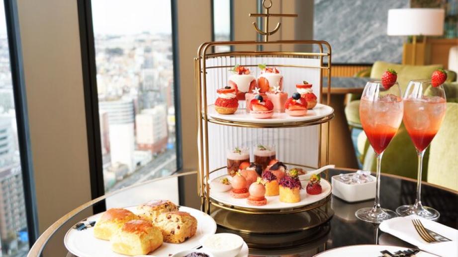 いちごづくしの天空のアフタヌーンティー♪最上階ラウンジでいただく至福のひと時「ウェスティンホテル横浜」
