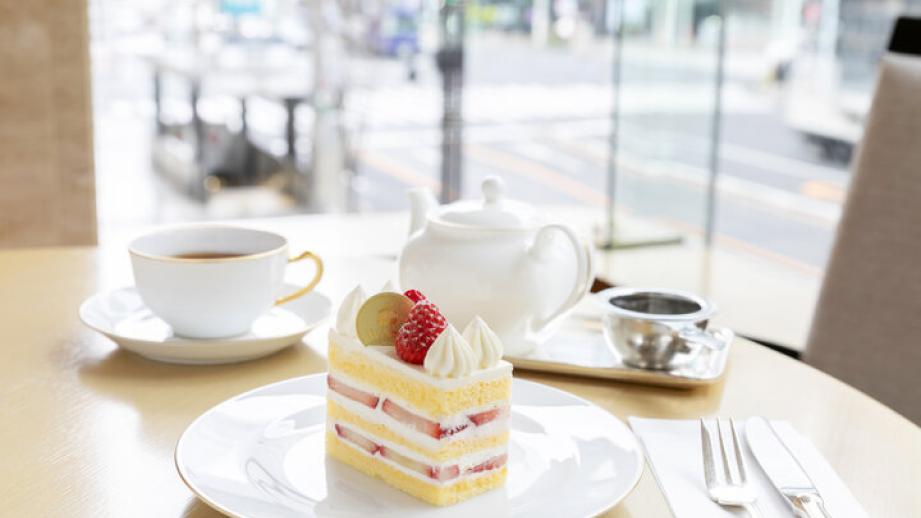 銀座の街を眺めながら極上のスイーツが楽しめる「和光アネックス ティーサロン」