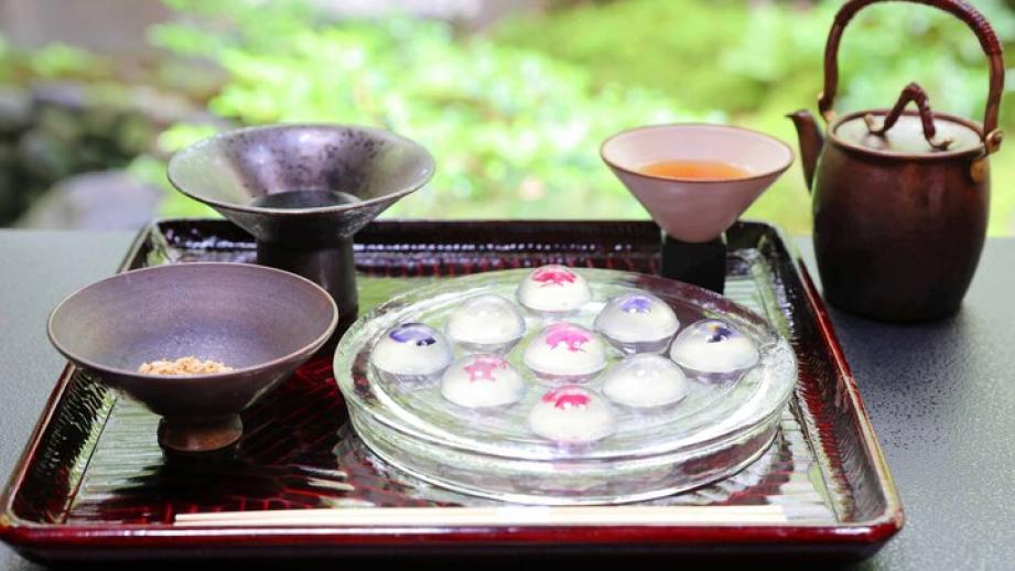 日本庭園が美しい京都のお屋敷「麓寿庵」で、食べる宝石・華わらび＆極上ごはん・鴨粥を♪