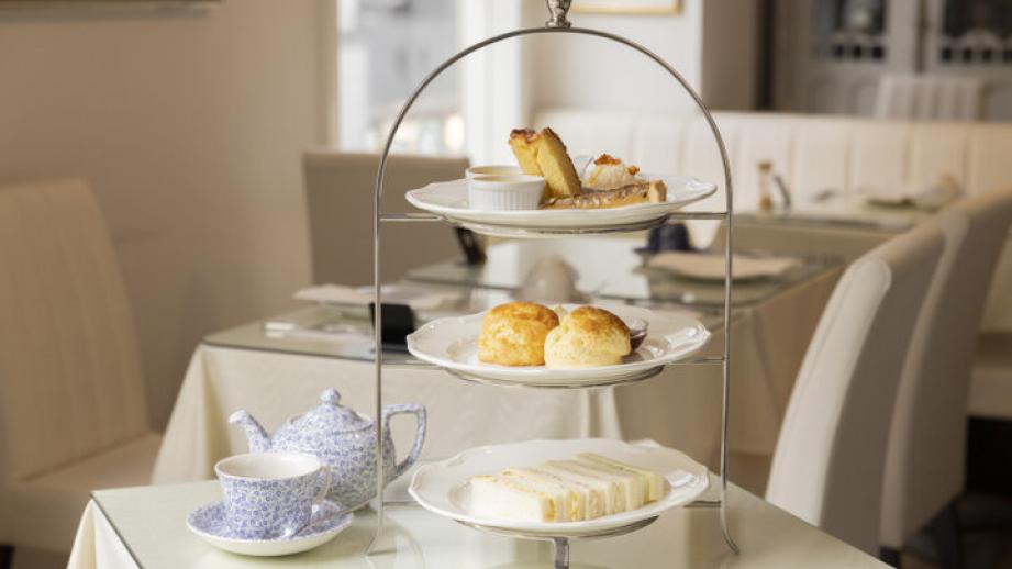 英国最高峰のアフタヌーンティーが叶う、東京・麻布十番「ジュリス ティールーム」で安らぎのひと時を