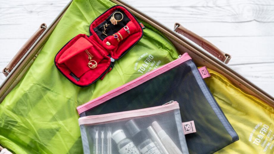 中身が見えて取り出しやすい、壊れやすいものを守る、旅行のパッキングで役に立つアイテム7選
