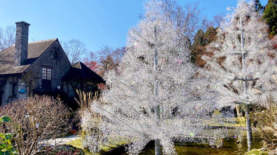 まるで中世ヨーロッパ♪「箱根ガラスの森美術館」で光と風が彩るアートな幻想空間へトリップ
