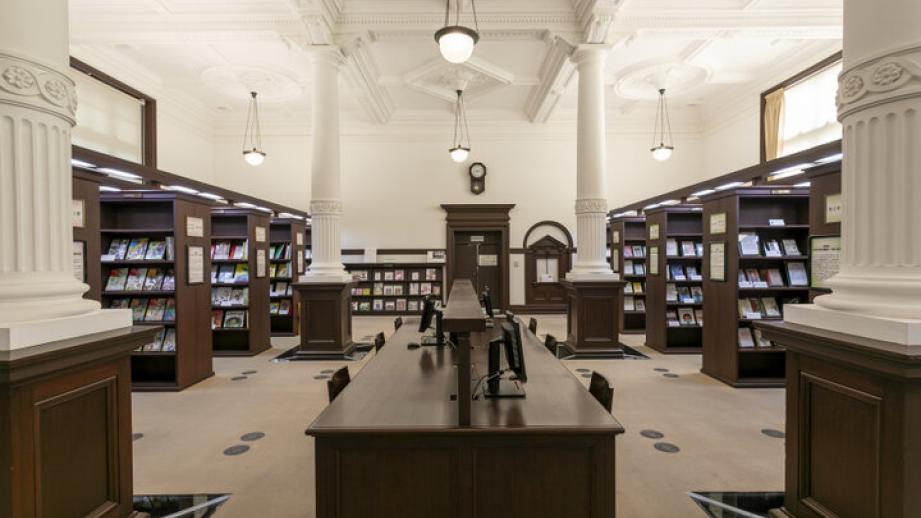 明治のルネッサンス様式と現代建築が融合する上野「国際子ども図書館」でクラシカルな建築に浸る