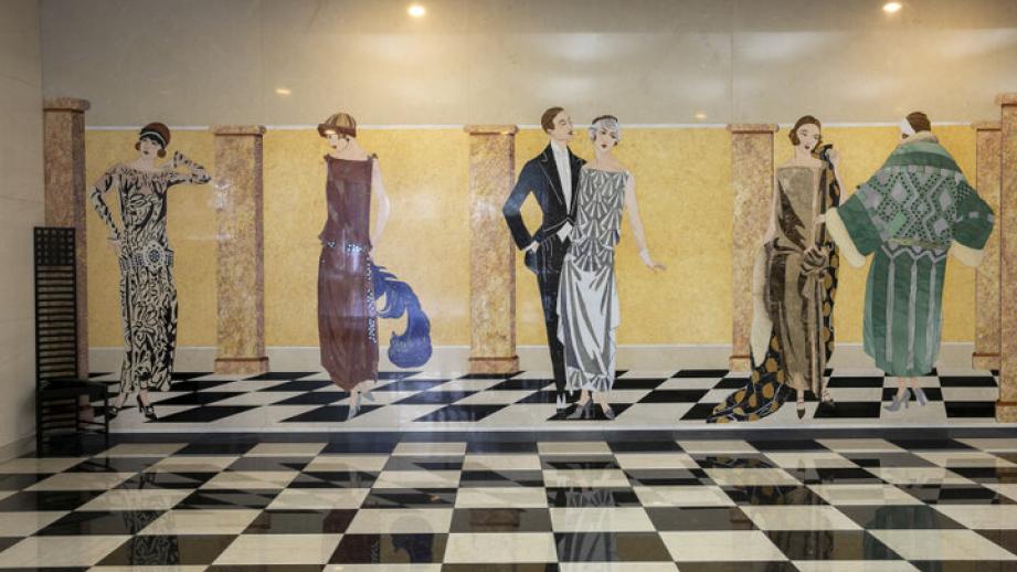 ため息もののドレスから驚きの服まで。服の奥深さがわかる、気軽に立ち寄れる博物館／新宿・文化学園服飾博物館