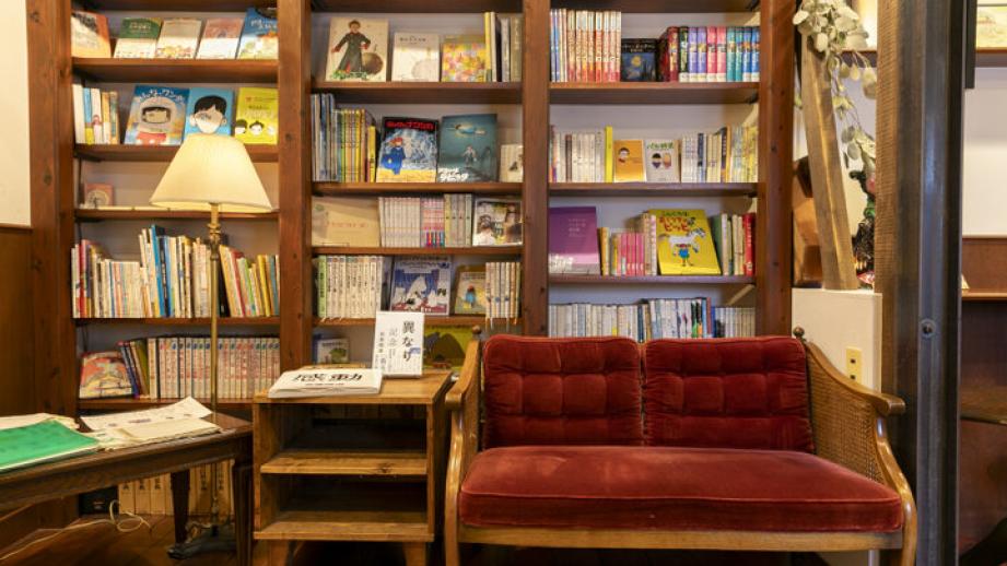 映画と、本と、カフェと。ノスタルジックな空間で過ごす自分時間／鵠沼海岸・シネコヤ