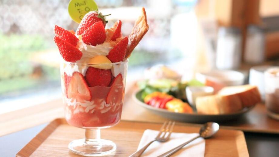 イチゴ狩り＆イチゴ尽くしのカフェタイムで春を満喫♪岐阜・山県「体験農園みとか」