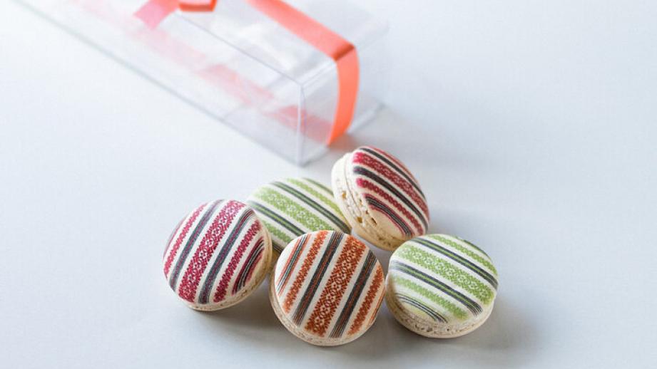 【福岡】縁起のよさを感じる彩り豊かなスイーツ、ホテルオークラ福岡の「ハカタマカロン『粋』」