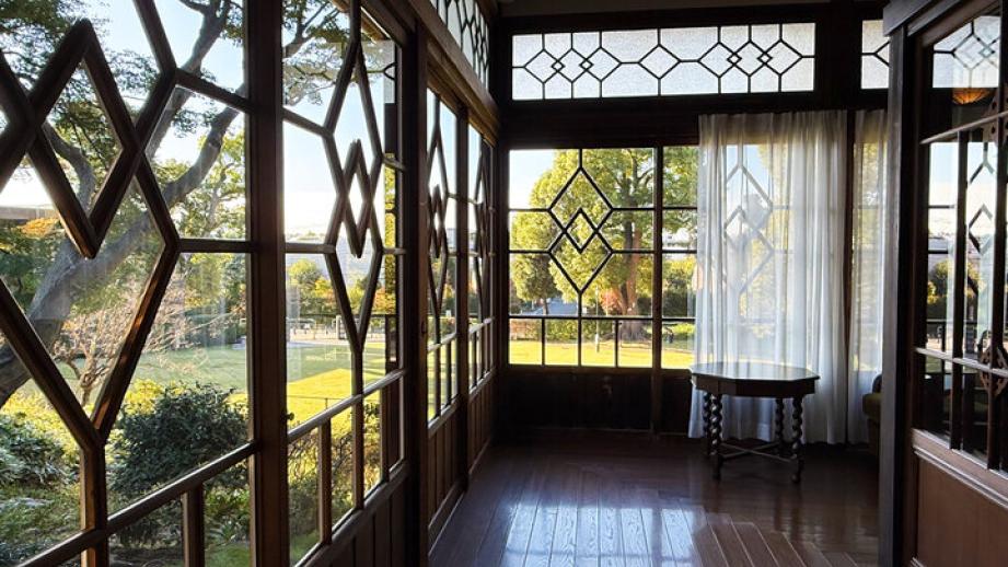 100年の時を超えて楽しむ名建築さんぽ♪ 自然豊かな「荻外荘公園」で昭和レトロな邸宅と杉並区のおいしいものを