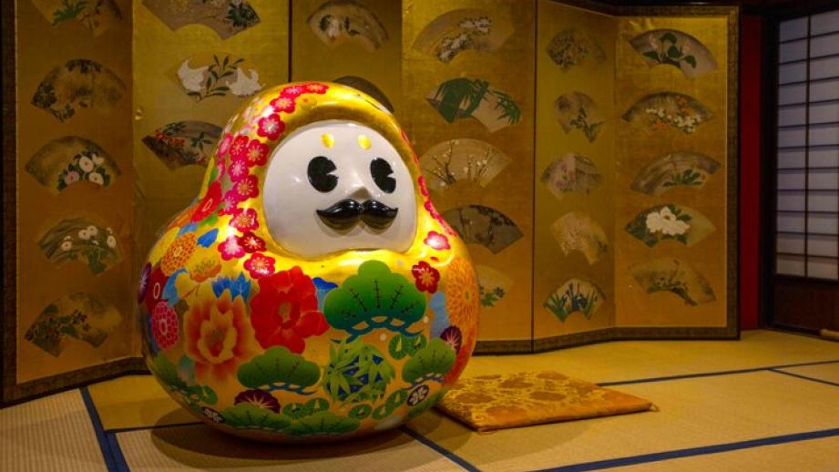 町家で九谷焼の絵付け体験も。金沢の「良いもの」が集まる八百萬本舗