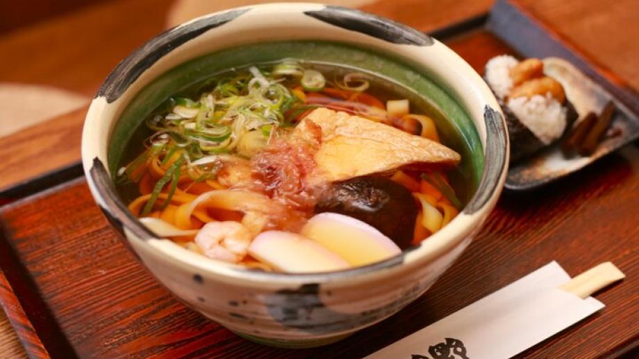 きしめんに味噌カツ、ひつまぶしも。地元で愛され続ける「比呂野」で名古屋グルメ三昧