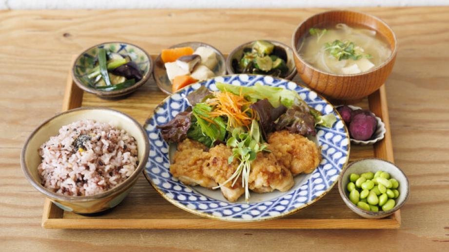 【2026年版】おしゃれな空間で味わう、東京都内のおすすめ定食6選～蔵前・吉祥寺など、一人でも入りやすいお店も～