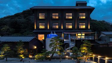 「中尾甚六HOTEL」本館外観