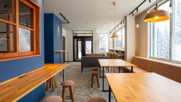 「YuiLocalZao」ロビー1