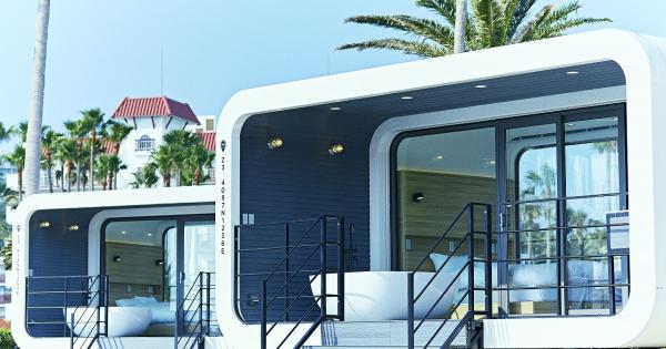 近未来型デザインのトレーラーホテル「SPACE KEY POINT」