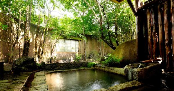 霧島温泉 摘み草の宿こまつ（貸切露天風呂）