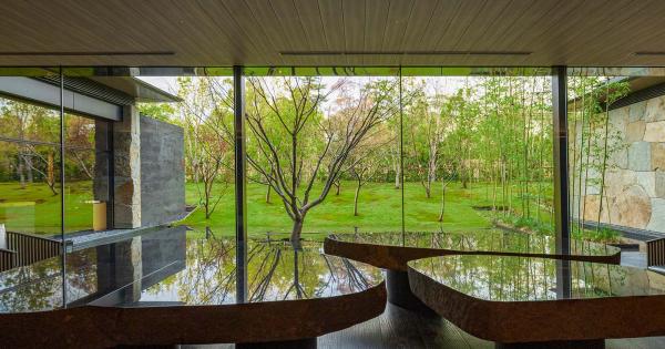 「ギャリア・二条城 京都 by バンヤンツリー・グループ」ロビー