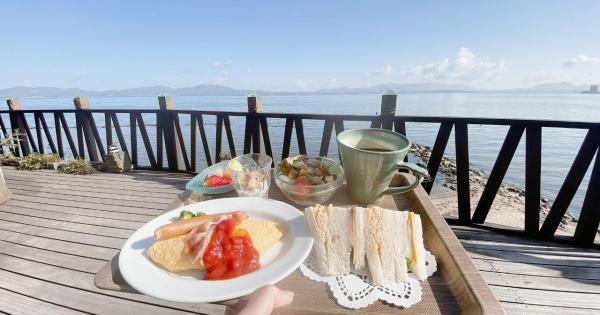 宍道湖沿いレイクビューの絶景カフェでいただく贅沢モーニング！｜松江市