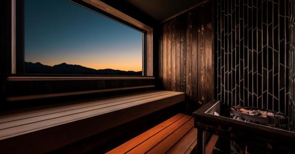 三隈川が展望できる「リバービューサウナ」