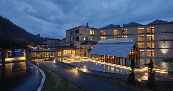 「洞爺湖 鶴雅リゾート 洸の謌」の外観