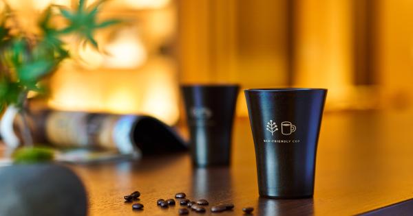 コーヒー粉をアップサイクルしたリユースカップ