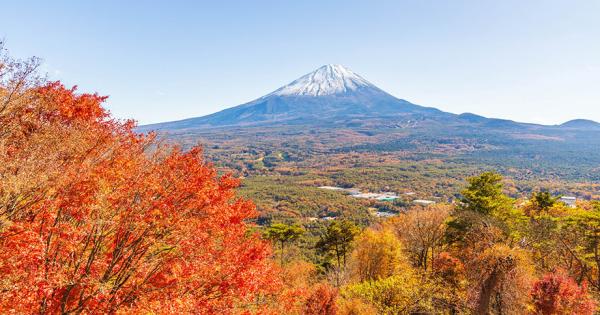 山梨県のおすすめ紅葉名所18選！2023年見頃や穴場、ライトアップ情報も