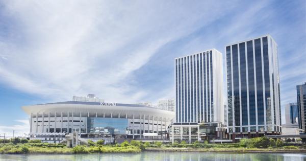 JR「横浜」駅東口から徒歩約11分のヒルトン横浜