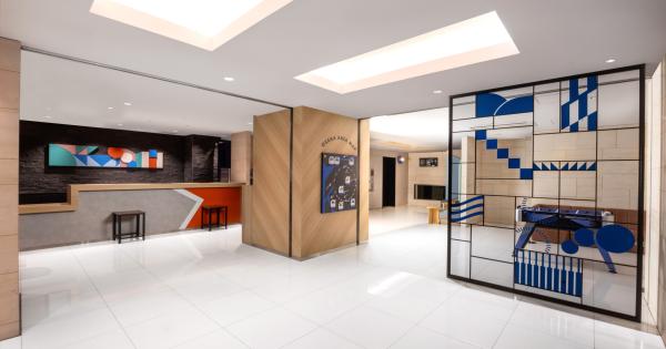 「イビスバジェット大阪梅田」がスポーティーにリニューアル