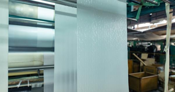 京都の伝統工芸「丹後ちりめん」の精錬加工を見学できる施設が誕生