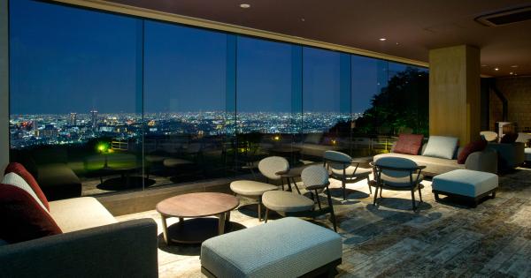 「山荘 風の杜」ロビーラウンジ