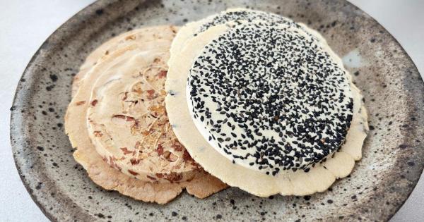 現地を訪ねたら自販機やパフェ、バーガーまで…いま進化する八戸名物・南部せんべいが気になる！ 