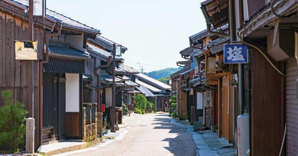 レトロな町並みを楽しむ！『全国のむかし町めぐり』スポット25選