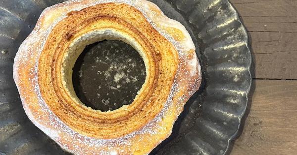 新高岡駅そばバウムクーヘン専門店【わの色がさね】富山県産米粉 100％、甘麹、海洋深層水塩を使用