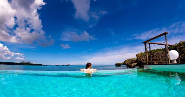 ハイアットリージェンシー瀬良垣アイランド インフィニティプール