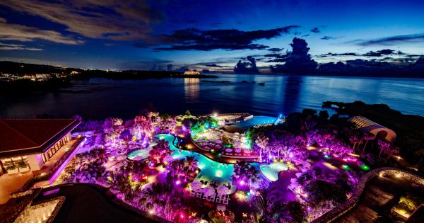 「ハイアットリージェンシー瀬良垣アイランド沖縄」ナイトプール