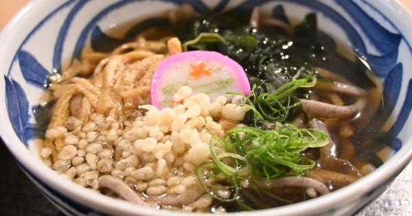 【高知】名物！紫黒うどんは必食！「直販所 山と川」