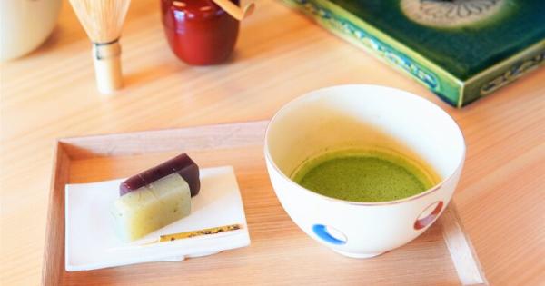 江ノ島で110年続く羊羹の老舗に併設したカフェで楽しむ抹茶とスイーツ♪「玉屋本店」