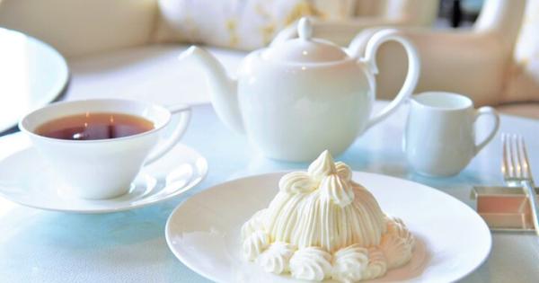 受け継がれて半世紀♪心ときめく純白の逸品スイーツ。パレスホテル東京「ザ パレス ラウンジ」