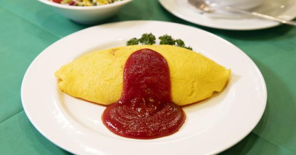 浅草で3代続く老舗の「グリルグランド」で、絶品の洋食を