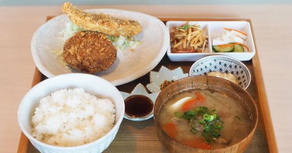 熱海・親水公園前にオープン♪冬の花火が目の前であがる「ハレのヒ」でほっこり定食を