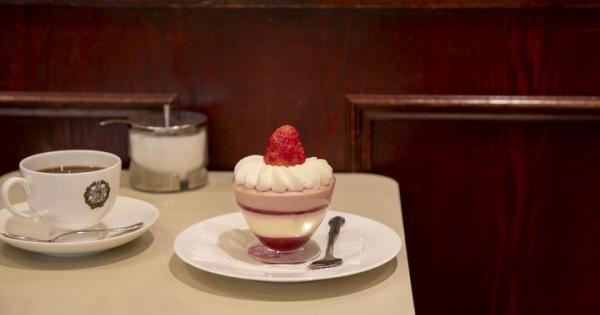 日本で最も古いとされる喫茶店、銀座「カフェーパウリスタ」で文豪たちが愛したコーヒーを味わう