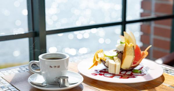 島根県・松江にあるノスタルジックな水辺の喫茶店「珈琲館 湖北店」