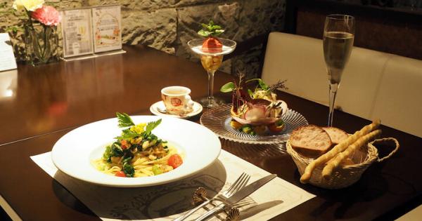 築150年以上のレトロな蔵をリノベ♪ 伊豆・河津町の海岸沿いに佇む「アンティカ トラットリア ダルピラータ」で絶品ランチ