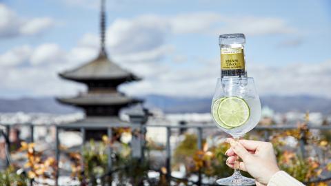 【絶景ホカンス】憧れホテルが隠れたビュースポットに！？非日常な特等席で春景色に出会う