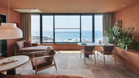 「ふふ 城ヶ島 海風のしらべ」客室1