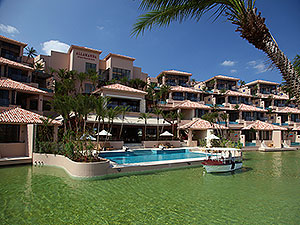 南西楽園　シギラベイサイドスイート　アラマンダ　＜宮古島＞