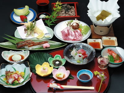 ���҃O���[���z�e��